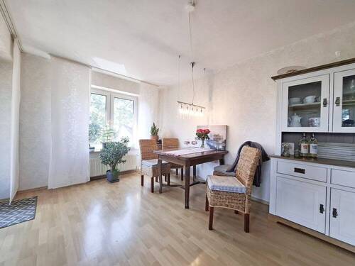 Wohn- und Esszimmer Bild 2 - Etagenwohnung mit 90,00 m² in Itzstedt zum Kaufen