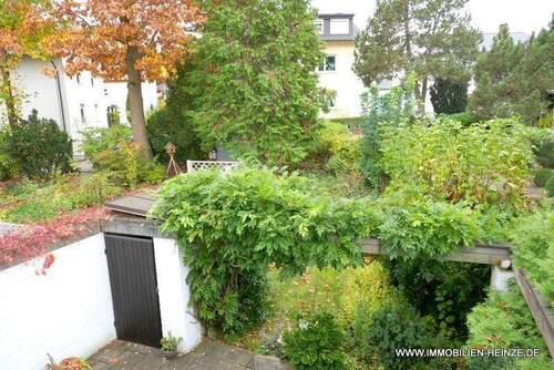 Blick von oben in den Garten - 