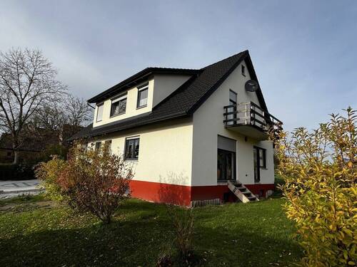 Bild 3 - 5 Zimmer Einfamilienhaus in Schnelldorf