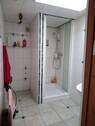 Bad mit Dusche - 