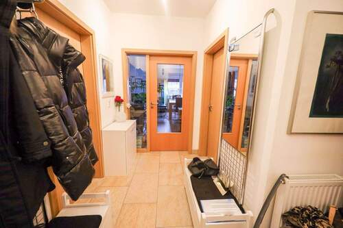 5e241f84-49df-4c23-894d-3b828a192068 - 