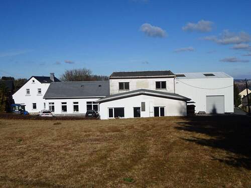 DSC02547.JPG
Gesamtansicht - Universelle Lager- und Produktionsfläche in Neustadt mit idealer Verkehrsanbindung