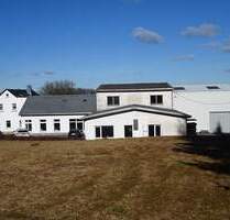 Universelle Lager- und Produktionsfläche in Neustadt mit idealer Verkehrsanbindung