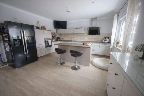 6c9ffea6-c72c-4389-9c20-c4ce08b0e6da - Einfamilienhaus mit 125,00 m&sup2; in Groß Grönau zur Miete