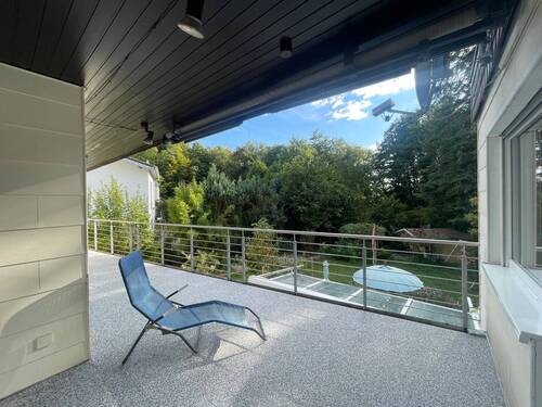 EG. Überdachter Balkonbereich - 