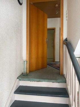 1 OG Wohnungseingang - 