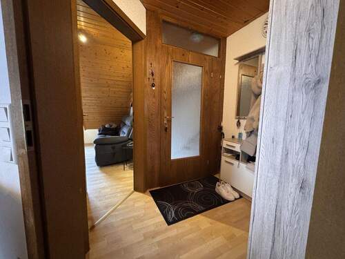 Einagangsbereich - 3 Zimmer Etagenwohnung in Crailsheim