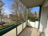 Balkon - Balkon auf, Sonne rein.. Marienthal...helle, moderne 4 Zimmer-Wohnung mit Einbauküche .. sofort einzugsfertig