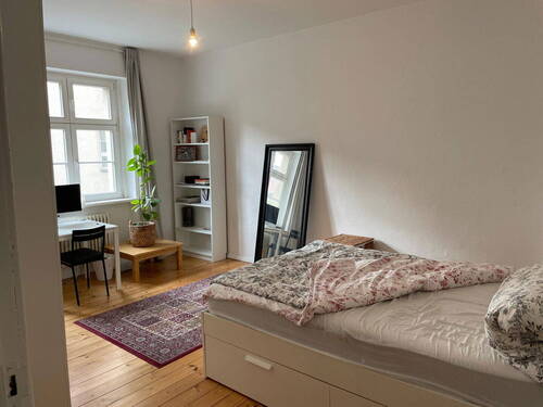 Schlafzimmer - 2 Zimmer Etagenwohnung in Berlin
