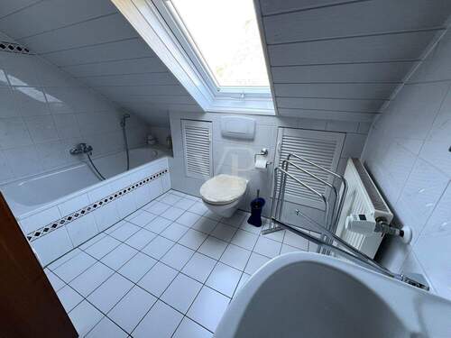 Tageslichtbadezimmer Dachgeschoss (I) - 