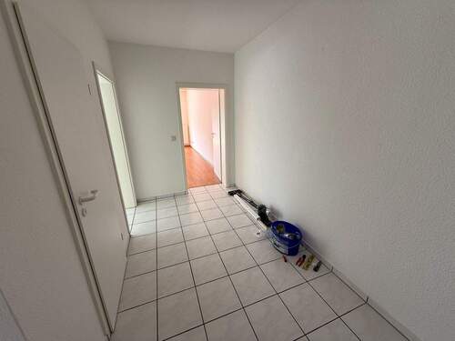 Flur 2.OG - 2 Zimmer Etagenwohnung in Paderborn
