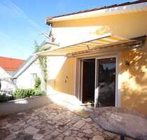 Charmantes Haus mit 3,5 Zimmern ideal für Individualisten - Landshut Achdorf