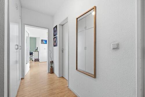 Diele - Etagenwohnung mit 81,60 m&sup2; in Frechen zum Kaufen