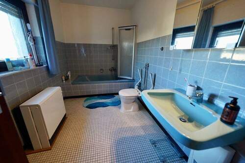 Badezimmer - Einfamilienhaus mit 110,00 m&sup2; in Roetgen zum Kaufen