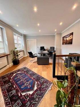 Büro 2. OG Hauptwohnung - 