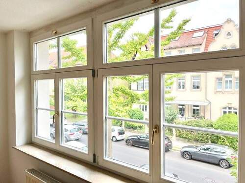 Fenster Wohnen - 2 Zimmer Etagenwohnung zur Miete in Dresden
