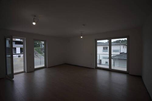 Wohnzimmer_Küche.jpeg - 3 Zimmer Etagenwohnung in Waldkirchen