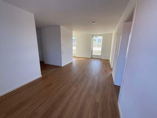 Wohn-Essbereich - Etagenwohnung mit 81,10 m&sup2; in Nürnberg zur Miete