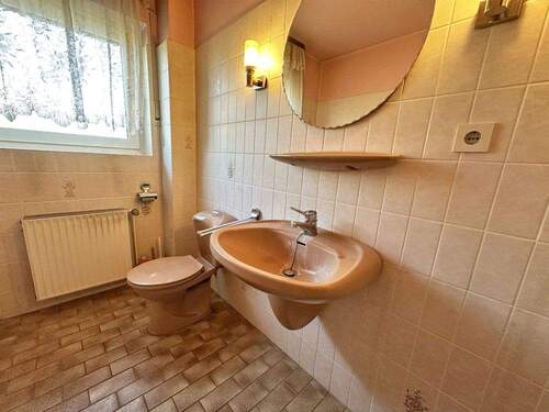 Badezimmer EG Bild 2 - 