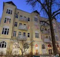 Friedenauer Rheingauviertel: klassische, sanierte Altbauwohnung mit vielen attraktiven Stilelementen und zwei Balkonen - Berlin