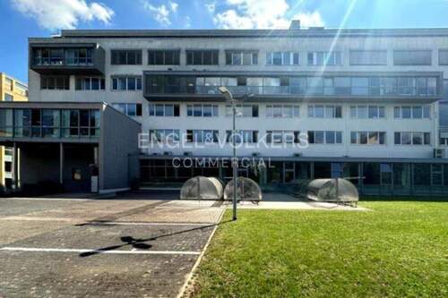 Rückansicht - Büro mit 4.384,70 m&sup2; in Göttingen zum Kaufen