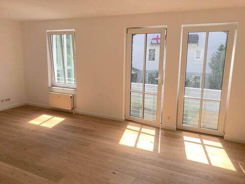 Wohnzimmer - 2 Zimmer Etagenwohnung in Berlin