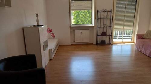 Bild 2 - 2 Zimmer Etagenwohnung zum Kaufen in Pocking