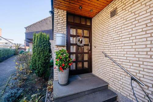 Eingang - 4 Zimmer Reihenmittelhaus in BI - Brackwede