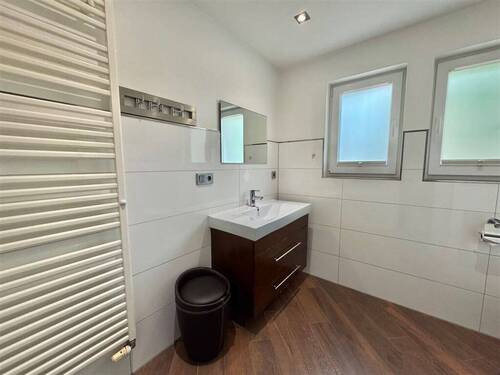 Badezimmer - Mehrfamilienhaus, Wohnhaus in Norderney zum Kaufen