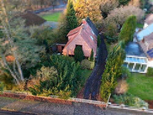 DJI_20251124155109_0048_D - Handwerkerhaus mit großem Grundstück im schönen Wehdel