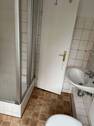 Badezimmer mit Fenster - 