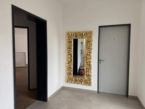 Einbangsbereich - 4 Zimmer Büro zur Miete in Kirchheim bei München