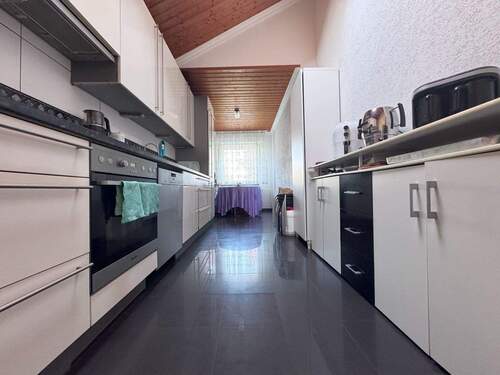 Bild 3 - 4 Zimmer Einfamilienhaus in Köln