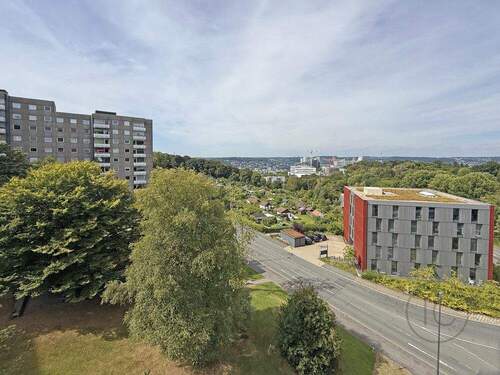 Aussicht Südbalkon - Etagenwohnung mit 76,40 m² in Wuppertal zum Kaufen