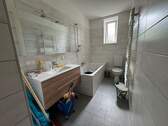Bad - 4 Zimmer Etagenwohnung in Chemnitz