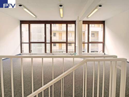 1.OG Referenzeinheit unrenoviert - 