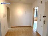 Flur - 2 Zimmer Etagenwohnung zum Kaufen in Hannover / Ricklingen