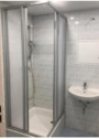 Badezimmer mit Dusche - 