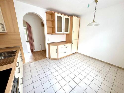Einbauküche - 3 Zimmer Etagenwohnung in Kaiserslautern