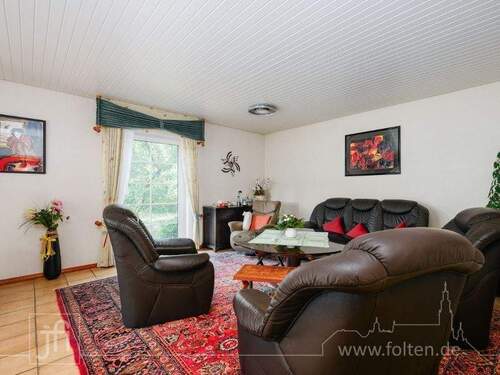 gemütliches Wohnzimmer... - 6 Zimmer Einfamilienhaus in Jemgum