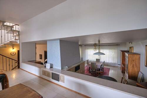 Blick ins Wohnzimmer - 