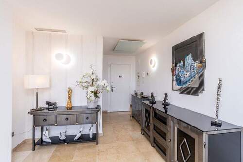 Blick auf den Eingang - 