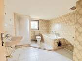 Badezimmer (1. OG) - 