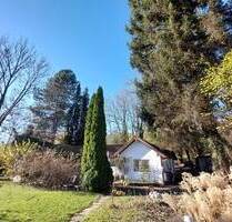 Sonniges Grundstück mit Bungalow Altbestand * Neubau 2Vollgeschosse EFH freistehend - Gauting