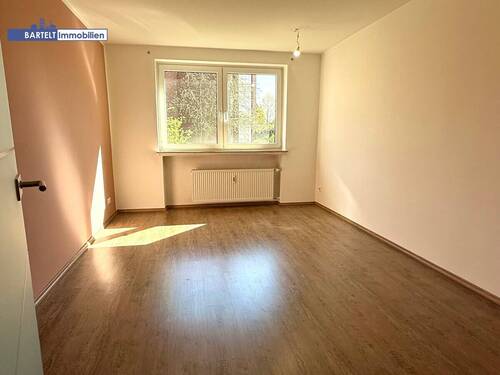 Zimmer - 3 Zimmer Etagenwohnung in Hannover / Oberricklingen