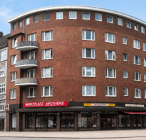3,5-Zimmer-Wohnung direkt am Winterhuder Markt mit Balkon und Entwicklungspotential - Hamburg