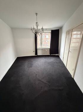 Ess-/Schlafzimmer - 3 Zimmer Etagenwohnung in Hamburg