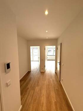 Bild 1 - Exklusive Neubau-Mietwohnung in List Vahrenwald - 3 Zimmer Wohnung mit Terrasse und Garten