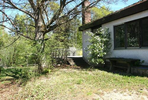 Aussen Zugang Terrasse - Bungalow mit 297,00 m&sup2; in Laaber-Waldetzenberg zum Kaufen