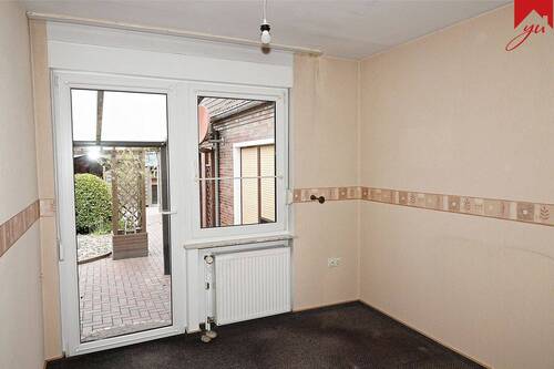 Esszimmer mit Zugang zur Terrasse - 
